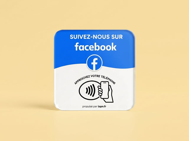 Carte NFC Facebook sur fond jaune safran